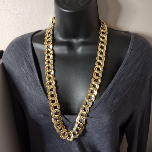 Gold Tone Large Link Chain Necklace - Picture 5 of 6